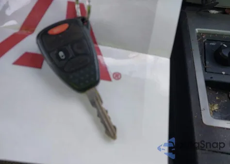 2008 Dodge Nitro Sxt z USA, uszkodzony, nr VIN 1D8GU28K98W140370